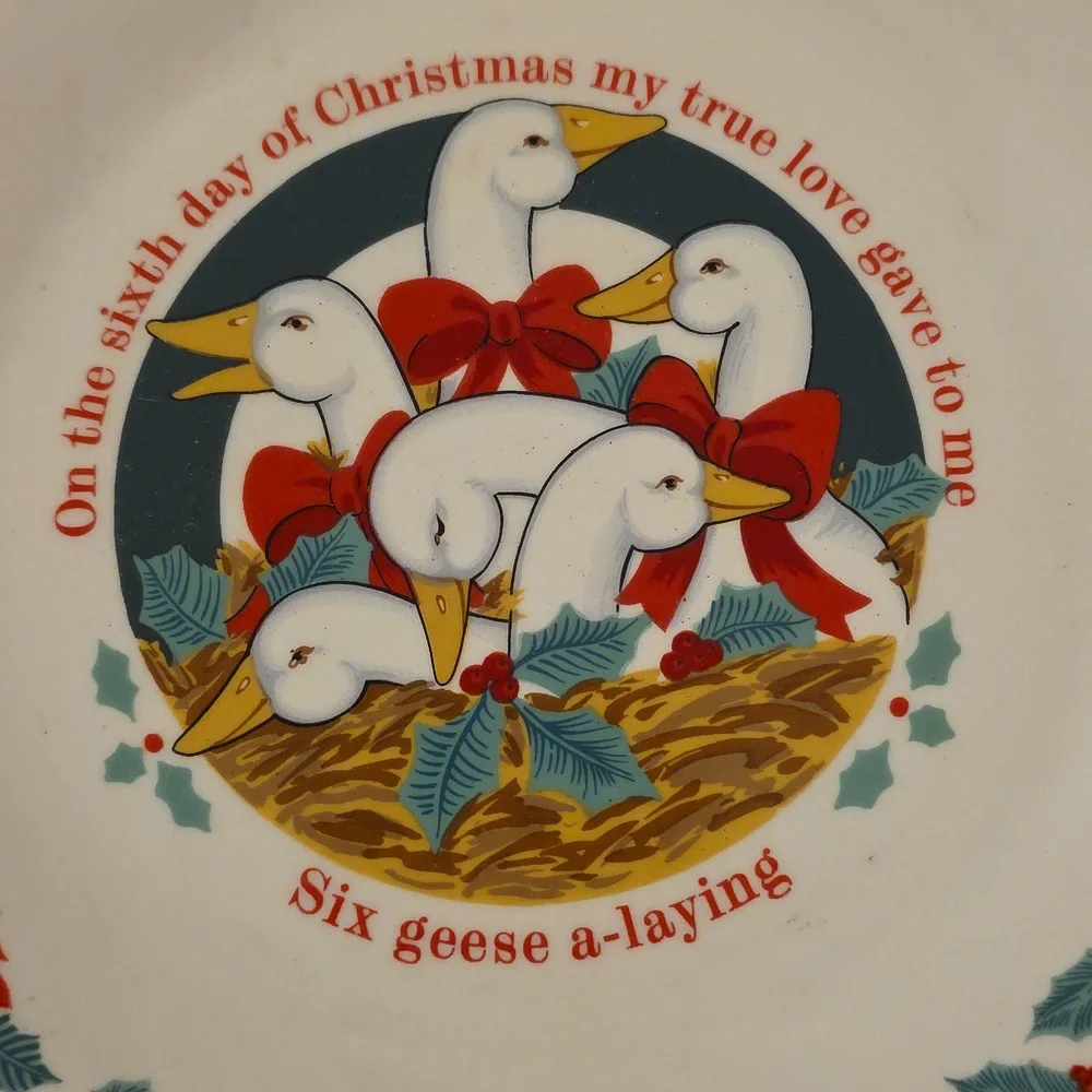 Vintage Tienshan‎ DECK THE HALLS Plate Six Geese A-Laying Salad Dessert Accent